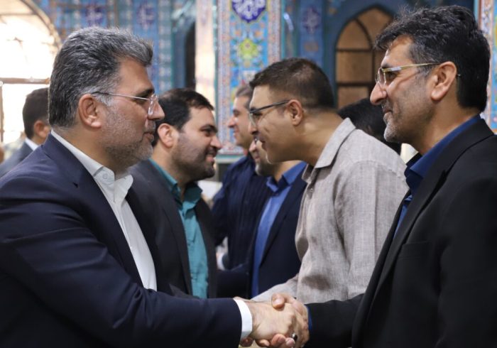 میز خدمت هفته دولت در نمازجمعه شوشتر برگزار شد میز خدمت هفته دولت در نمازجمعه شوشتر برگزار شد